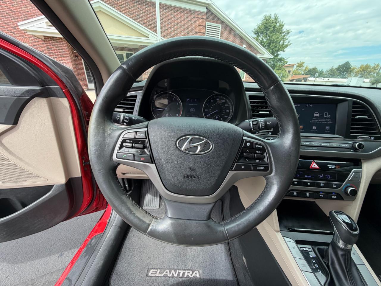 Hyundai Elantra  2018
