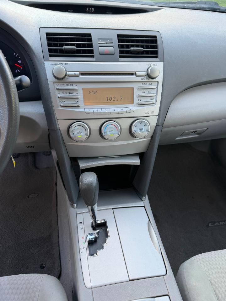 Toyota Camry  2011