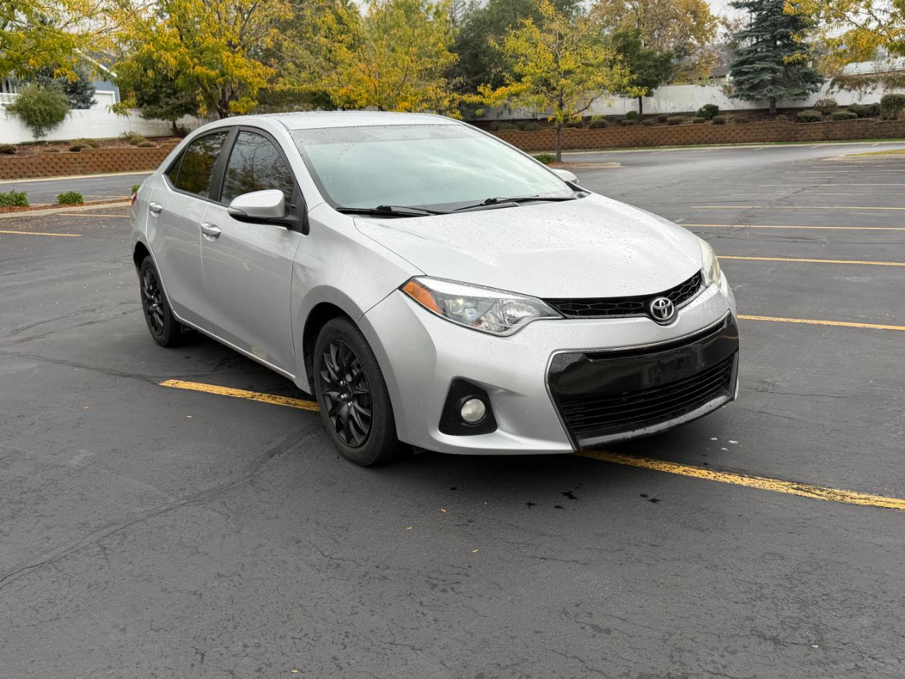 Toyota Corolla  2015