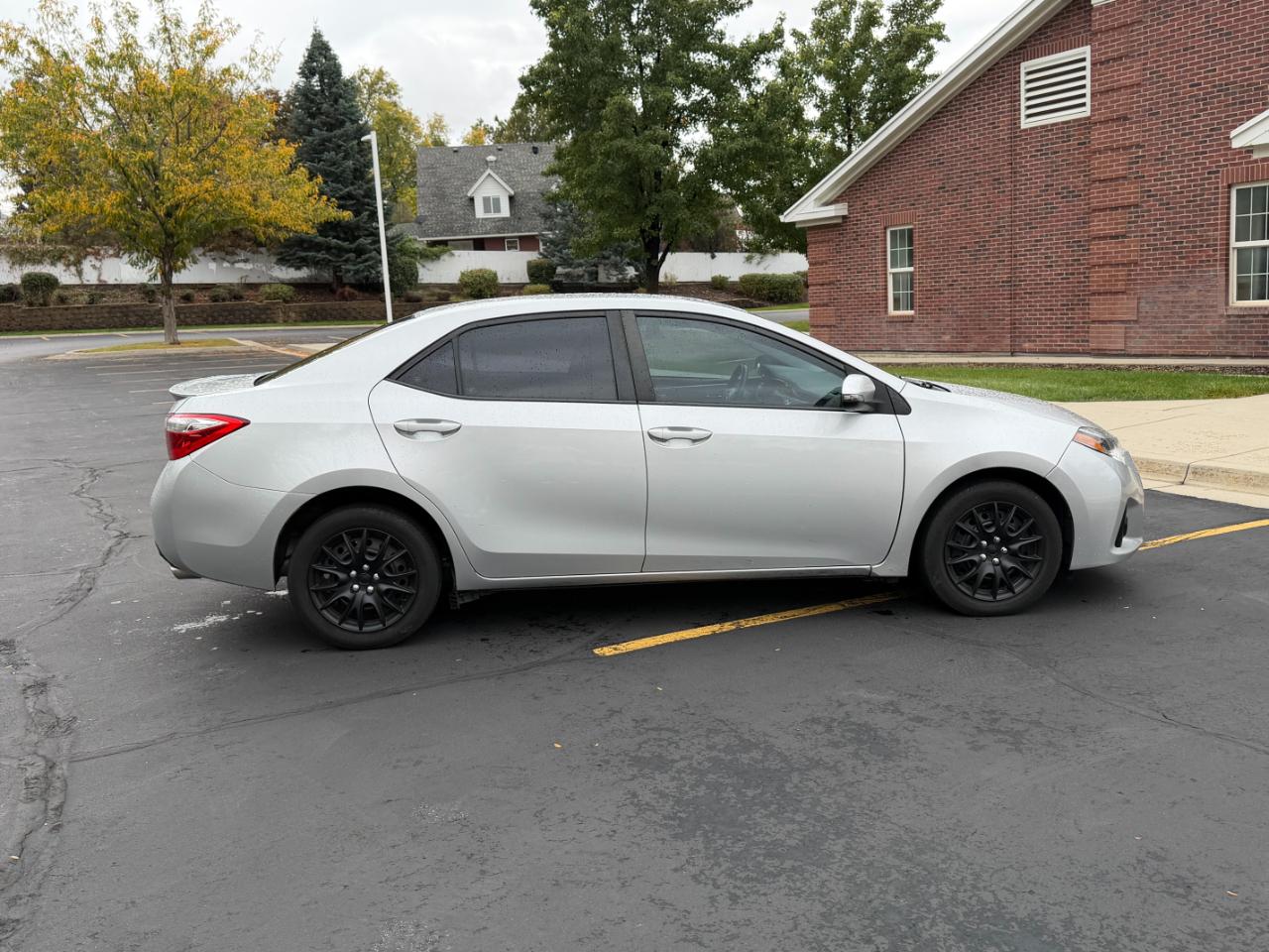 Toyota Corolla  2015