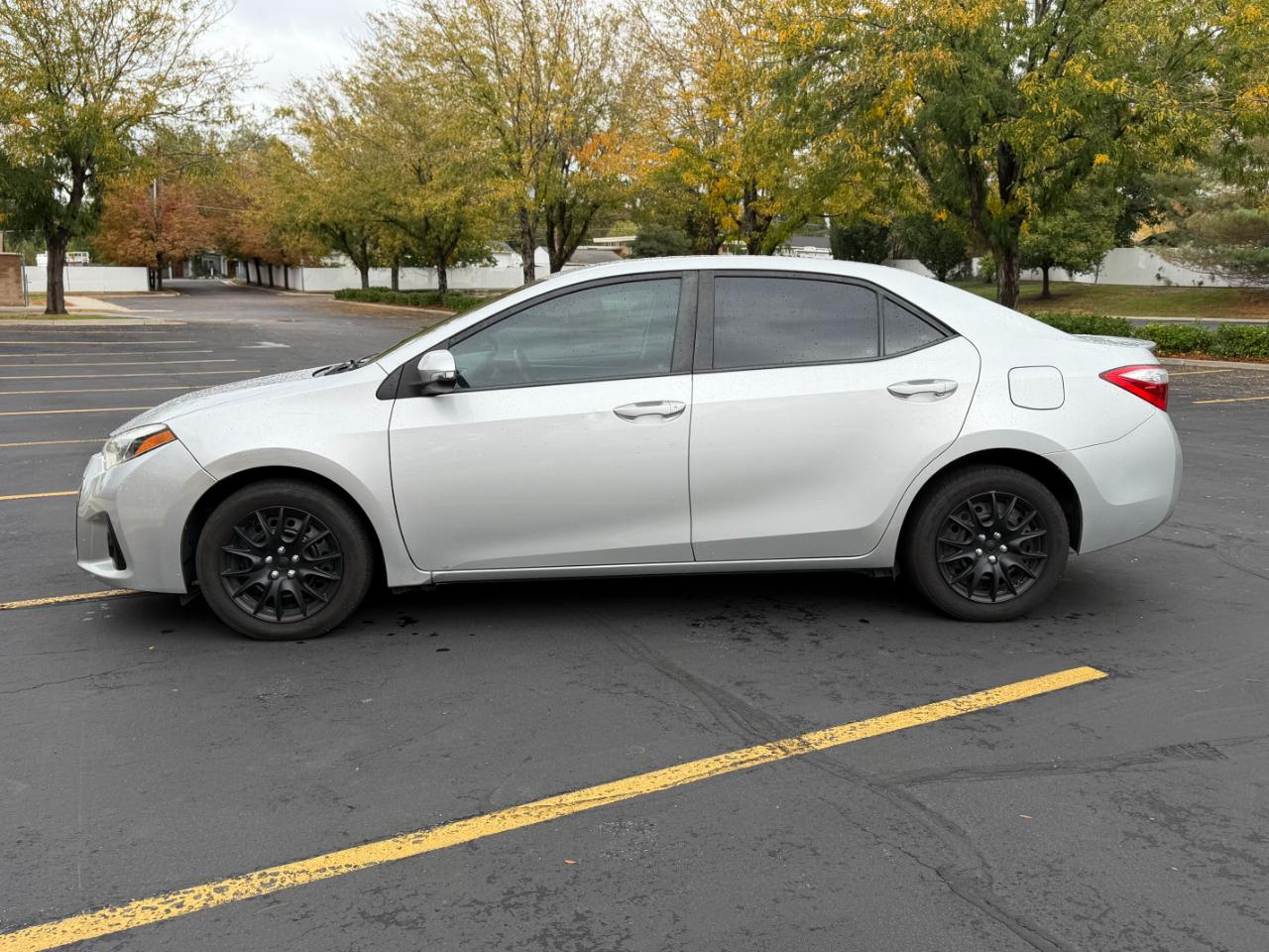 Toyota Corolla  2015