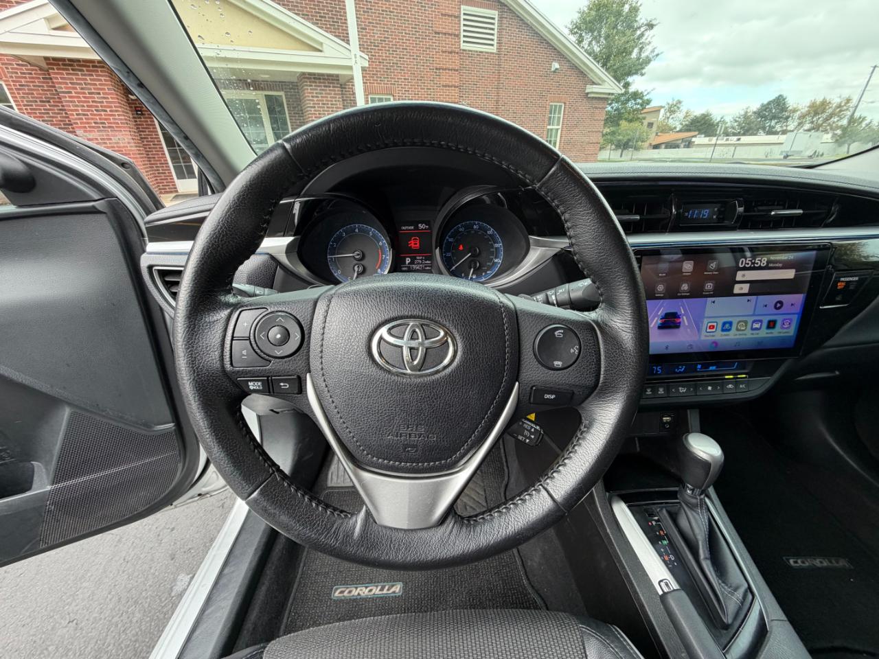 Toyota Corolla  2015