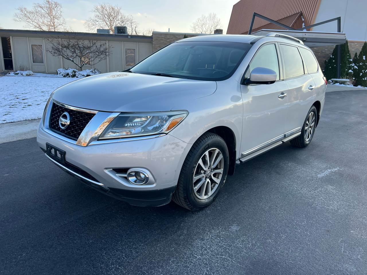 2015 Nissan Pathfinder SV 4WD