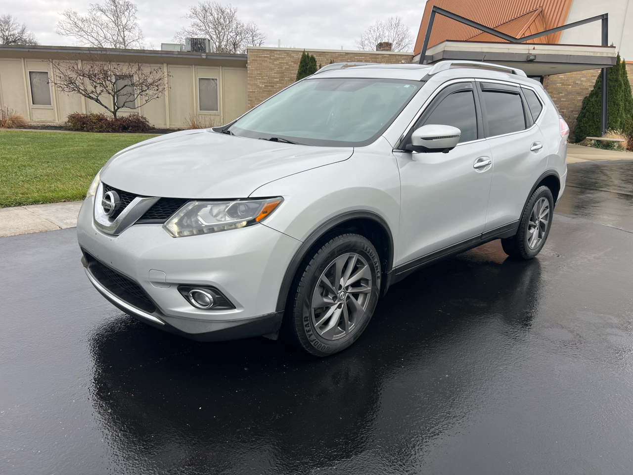 2016 Nissan Rogue SL AWD