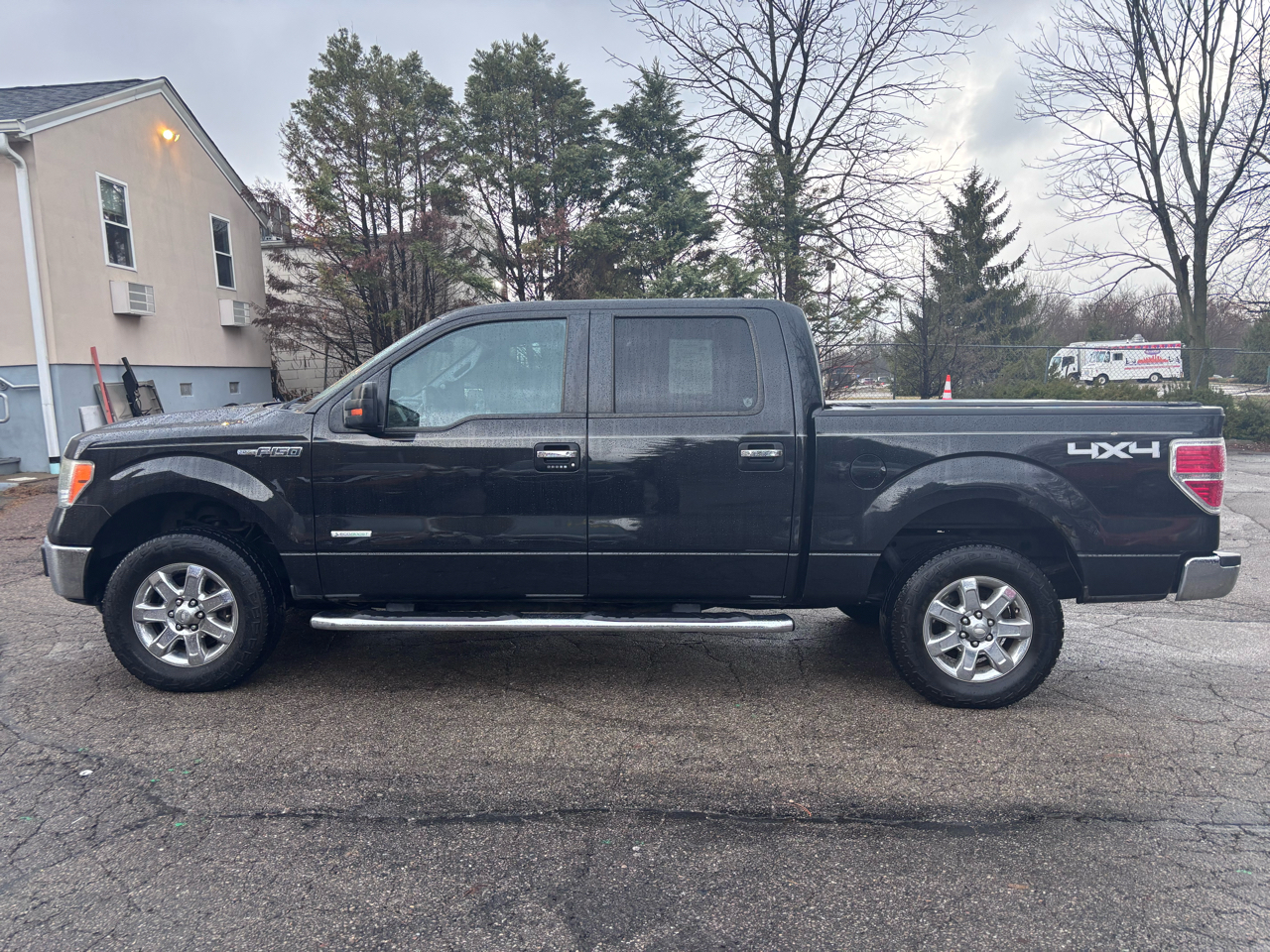 Ford F-150 XLT SuperCrew 6.5-ft. Bed 4WD 2013