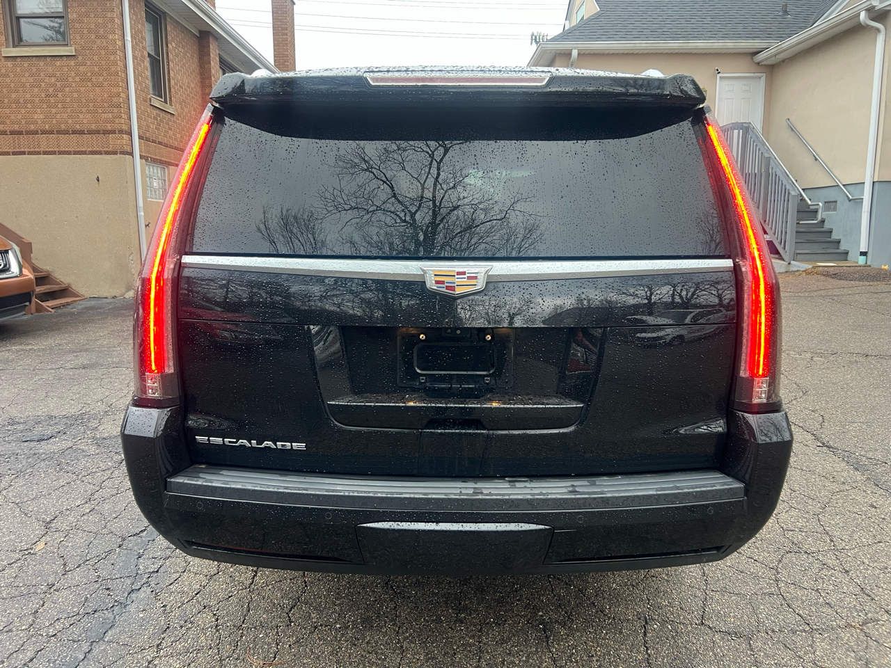 Cadillac Escalade ESV Luxury 4WD 2017