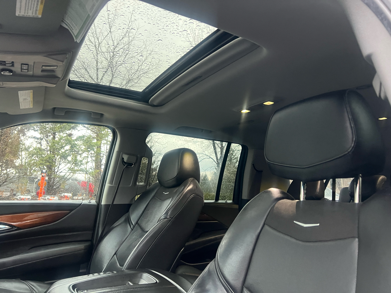 Cadillac Escalade ESV Luxury 4WD 2017