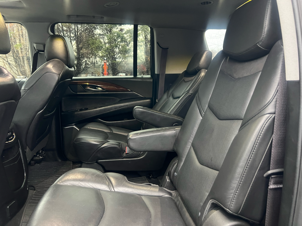 Cadillac Escalade ESV Luxury 4WD 2017