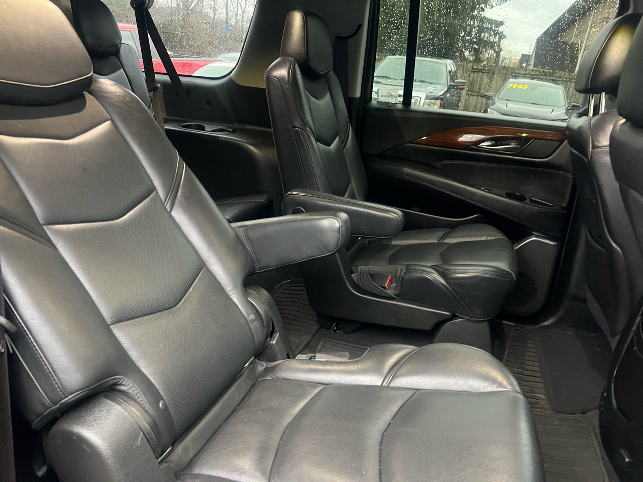 Cadillac Escalade ESV Luxury 4WD 2017