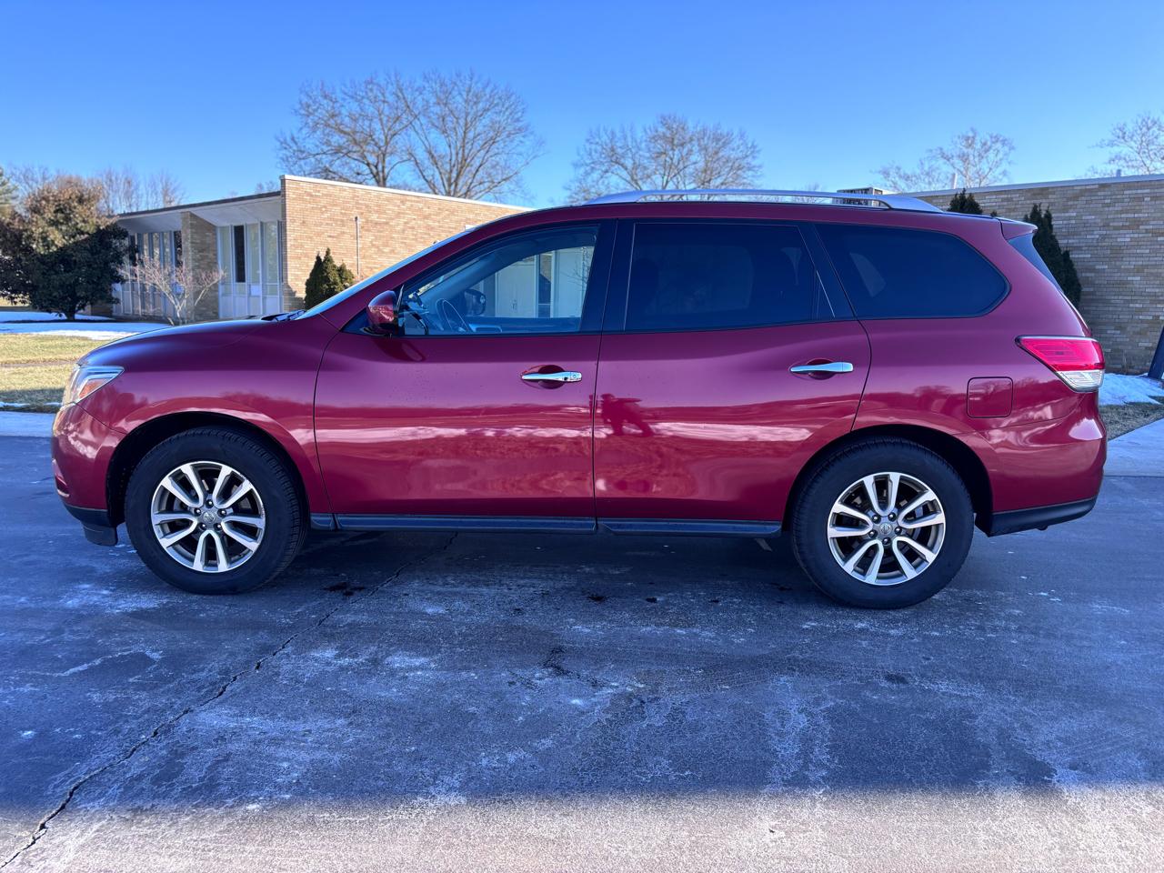 Nissan Pathfinder Platinum 4WD 2016