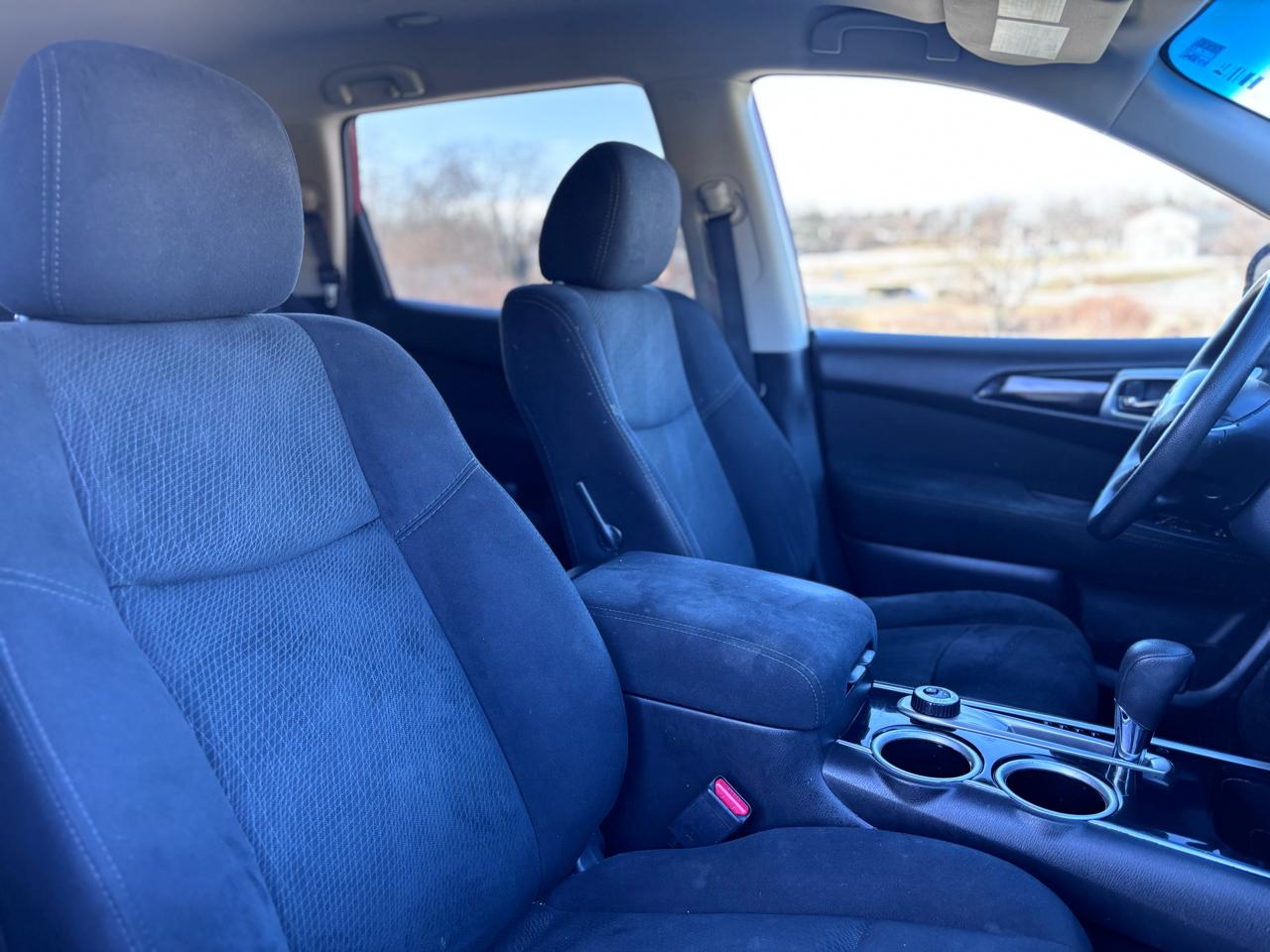 Nissan Pathfinder Platinum 4WD 2016