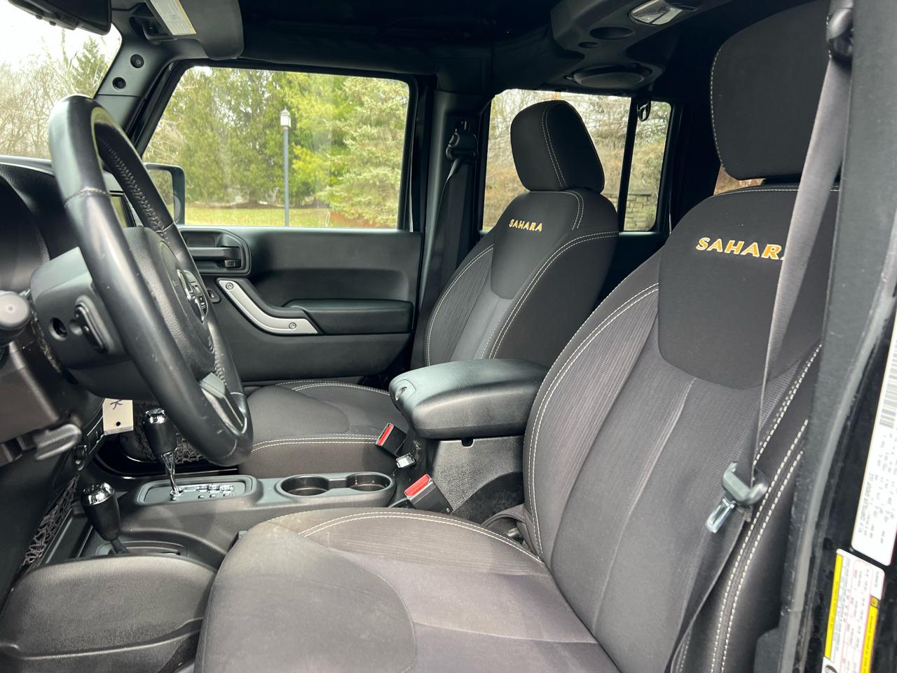 Jeep Wrangler Unlimited Sahara 4WD 2014