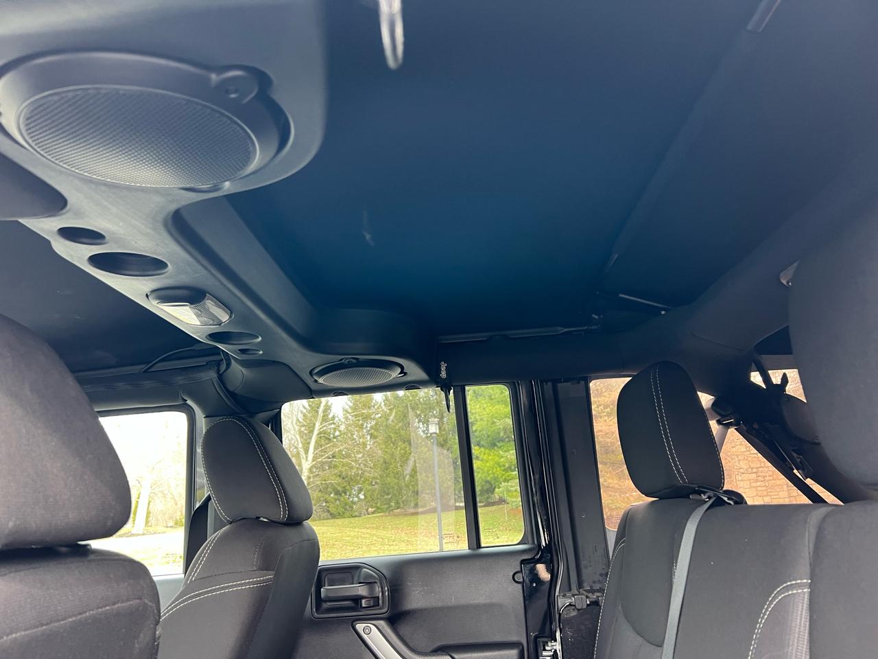 Jeep Wrangler Unlimited Sahara 4WD 2014