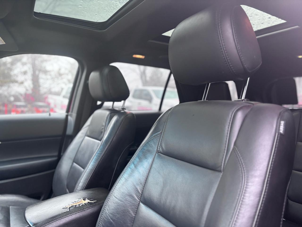 Ford Explorer 4dr 114" WB 4.6L XLT 2015