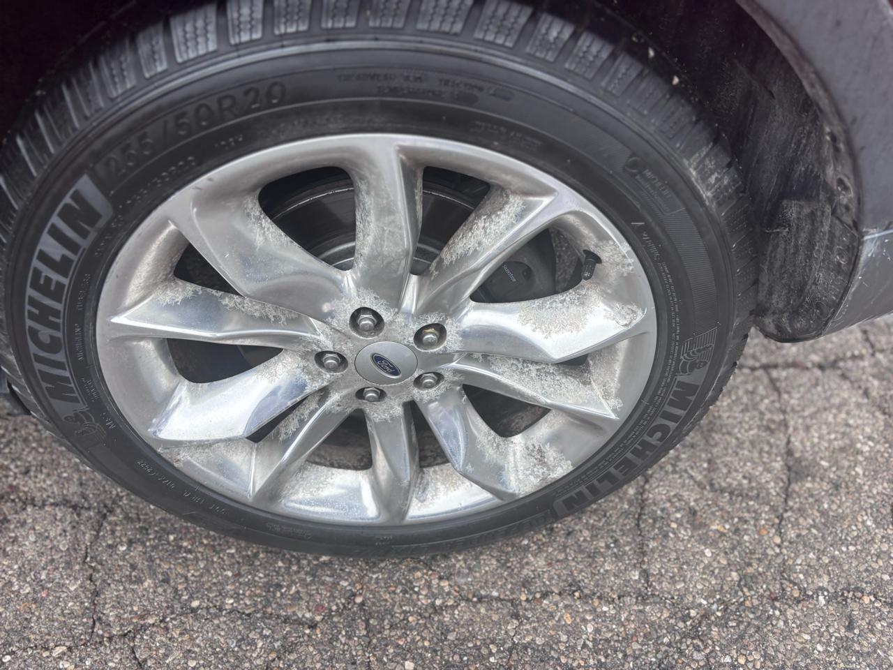 Ford Explorer 4dr 114" WB 4.6L XLT 2015