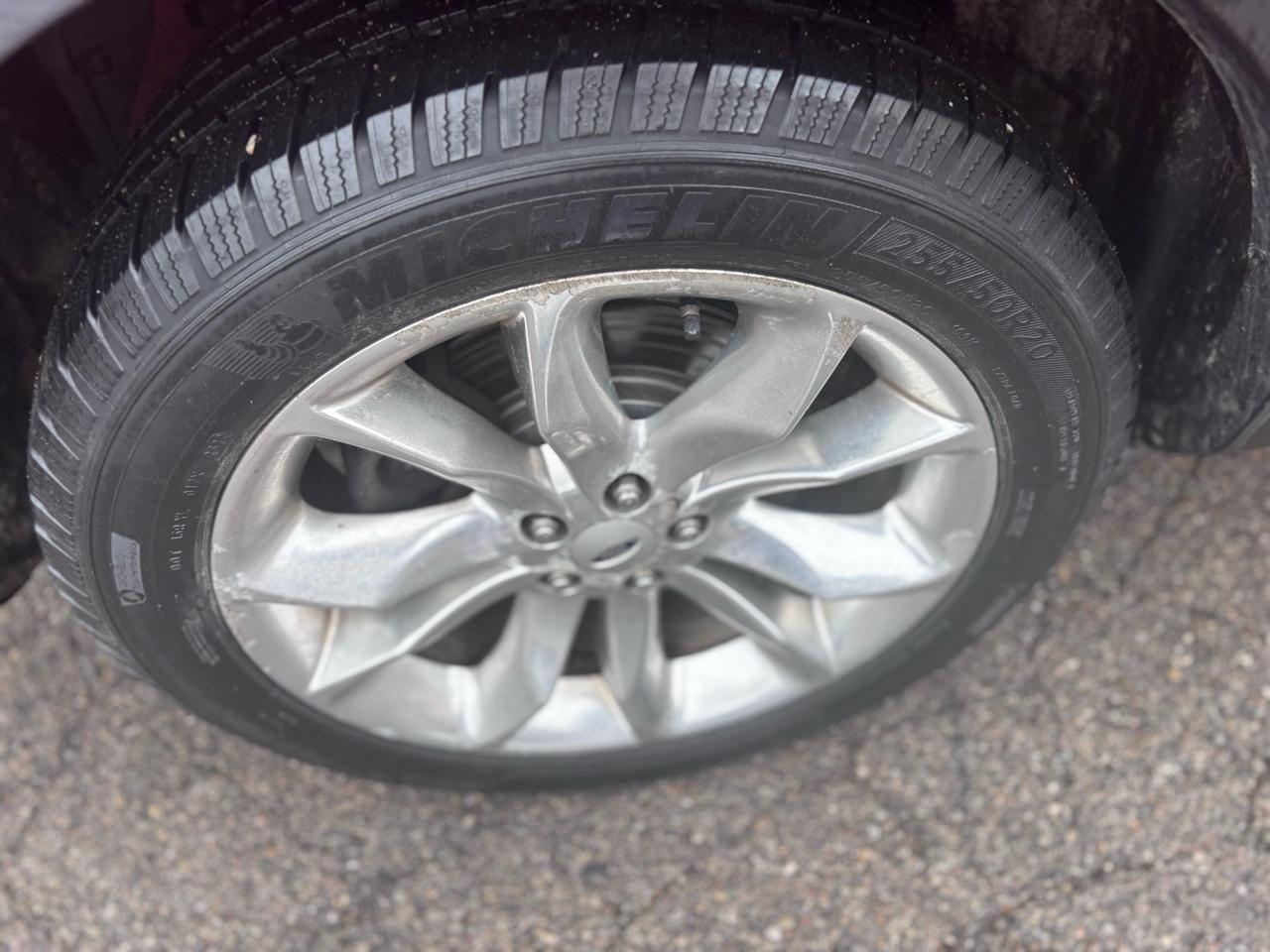 Ford Explorer 4dr 114" WB 4.6L XLT 2015