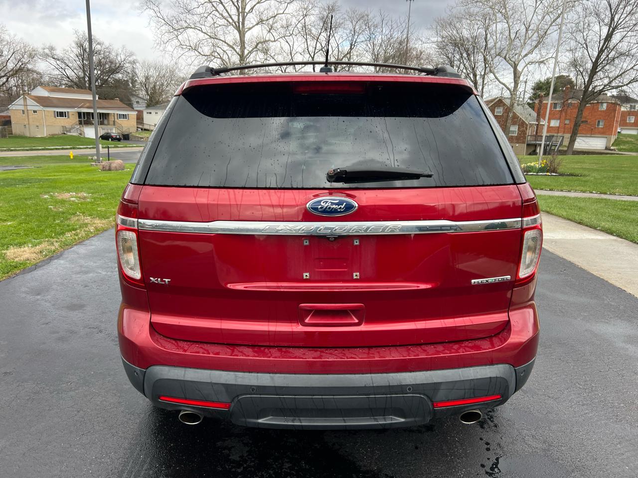 Ford Explorer 4dr 114" WB 4.6L XLT 2015