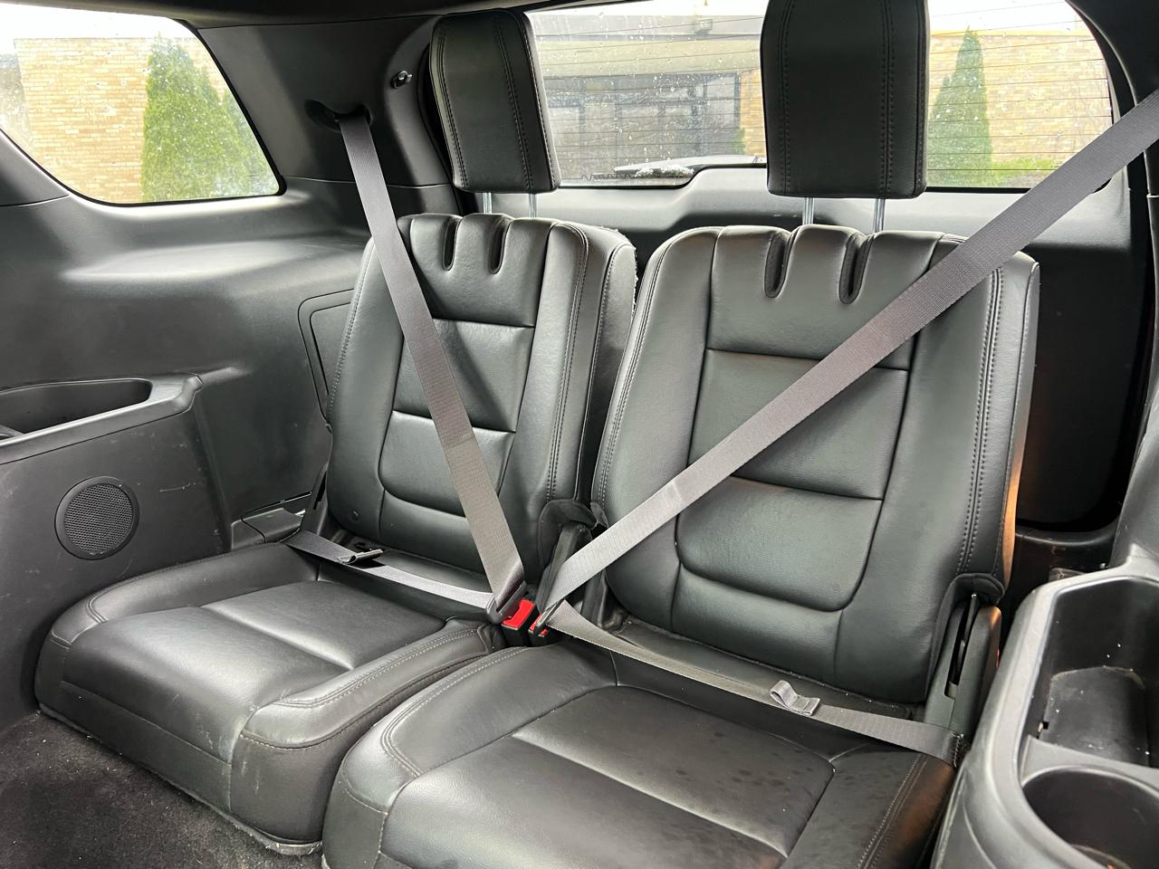 Ford Explorer 4dr 114" WB 4.6L XLT 2015