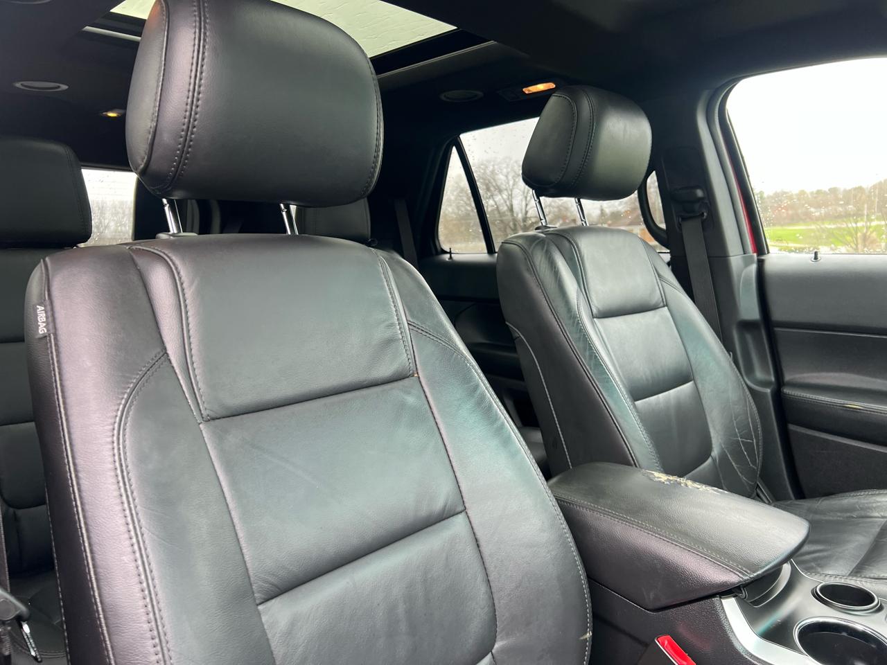 Ford Explorer 4dr 114" WB 4.6L XLT 2015