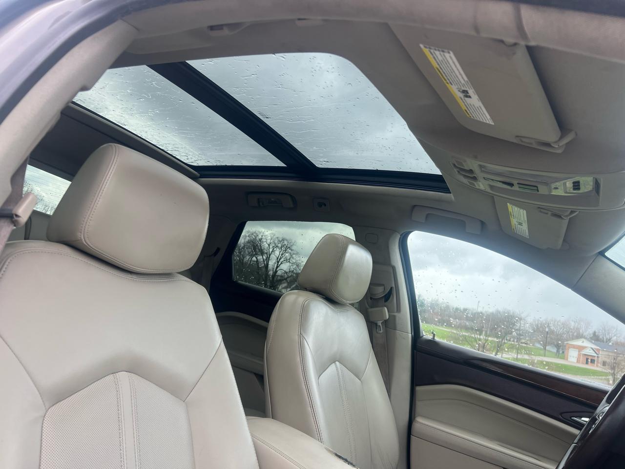 Cadillac SRX Performance Collection AWD 2011