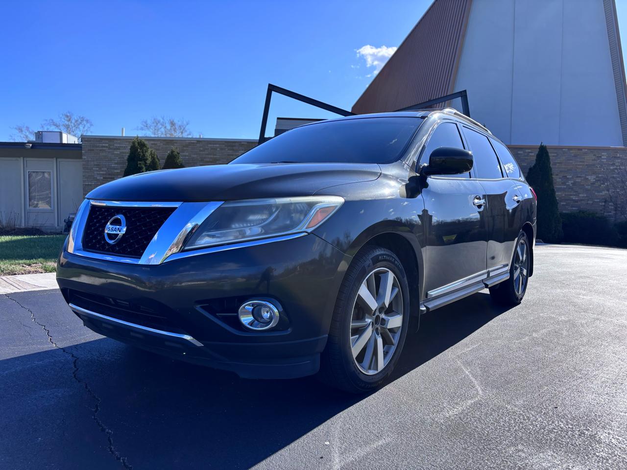2016 Nissan Pathfinder Platinum