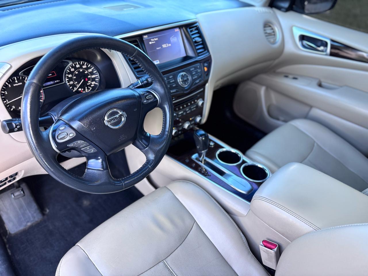 Nissan Pathfinder S 2WD 2016