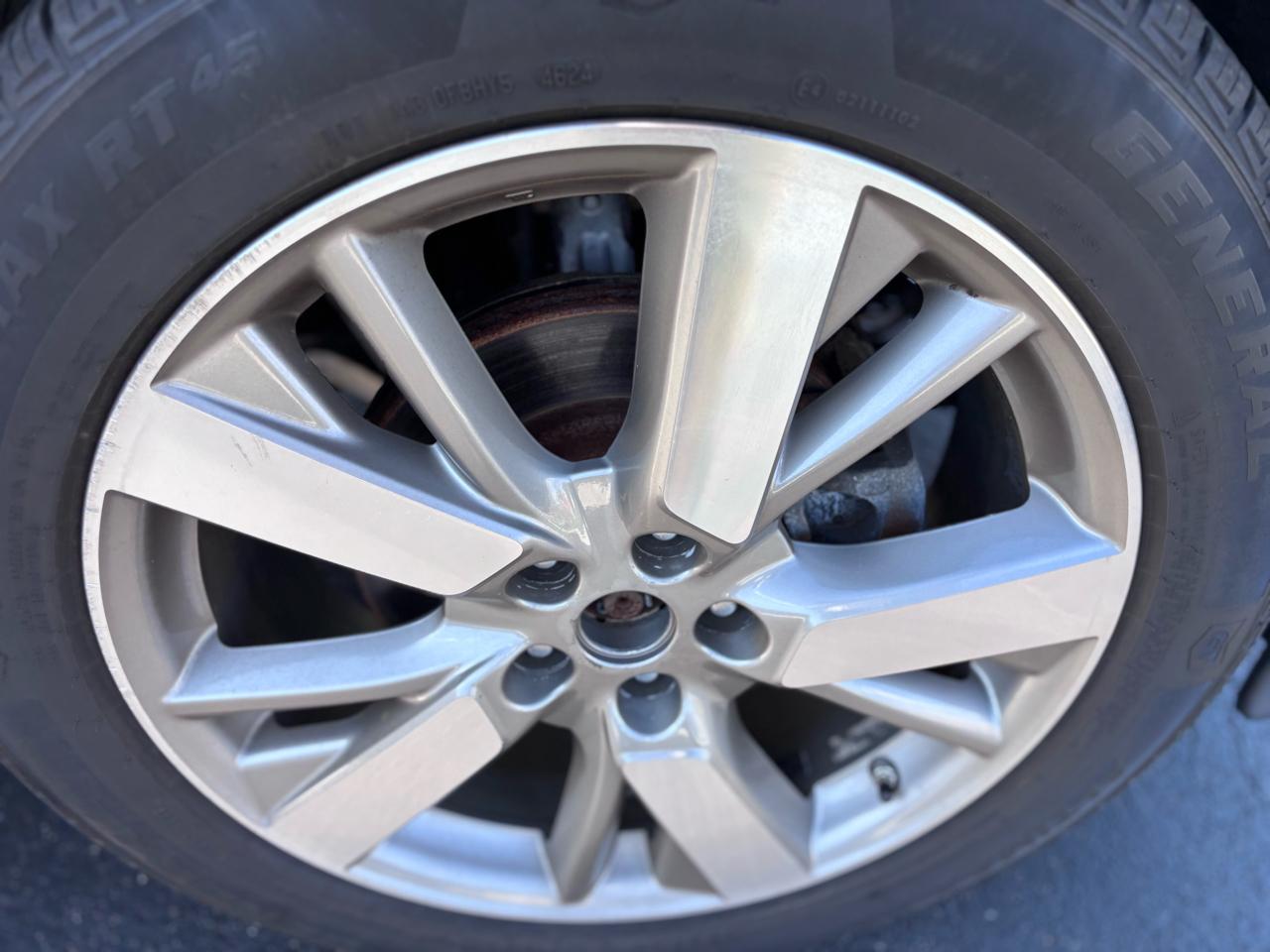 Nissan Pathfinder S 2WD 2016