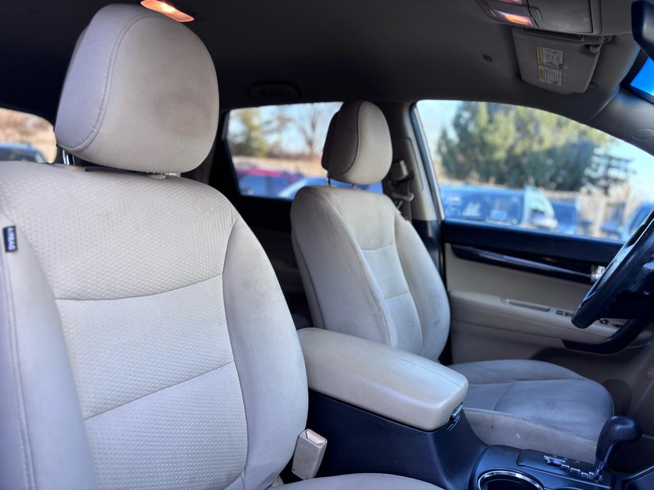 Kia Sorento LX 2WD 2011