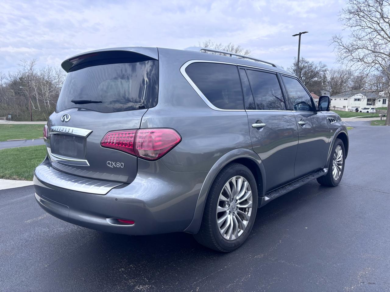 Infiniti QX80 4WD 2016