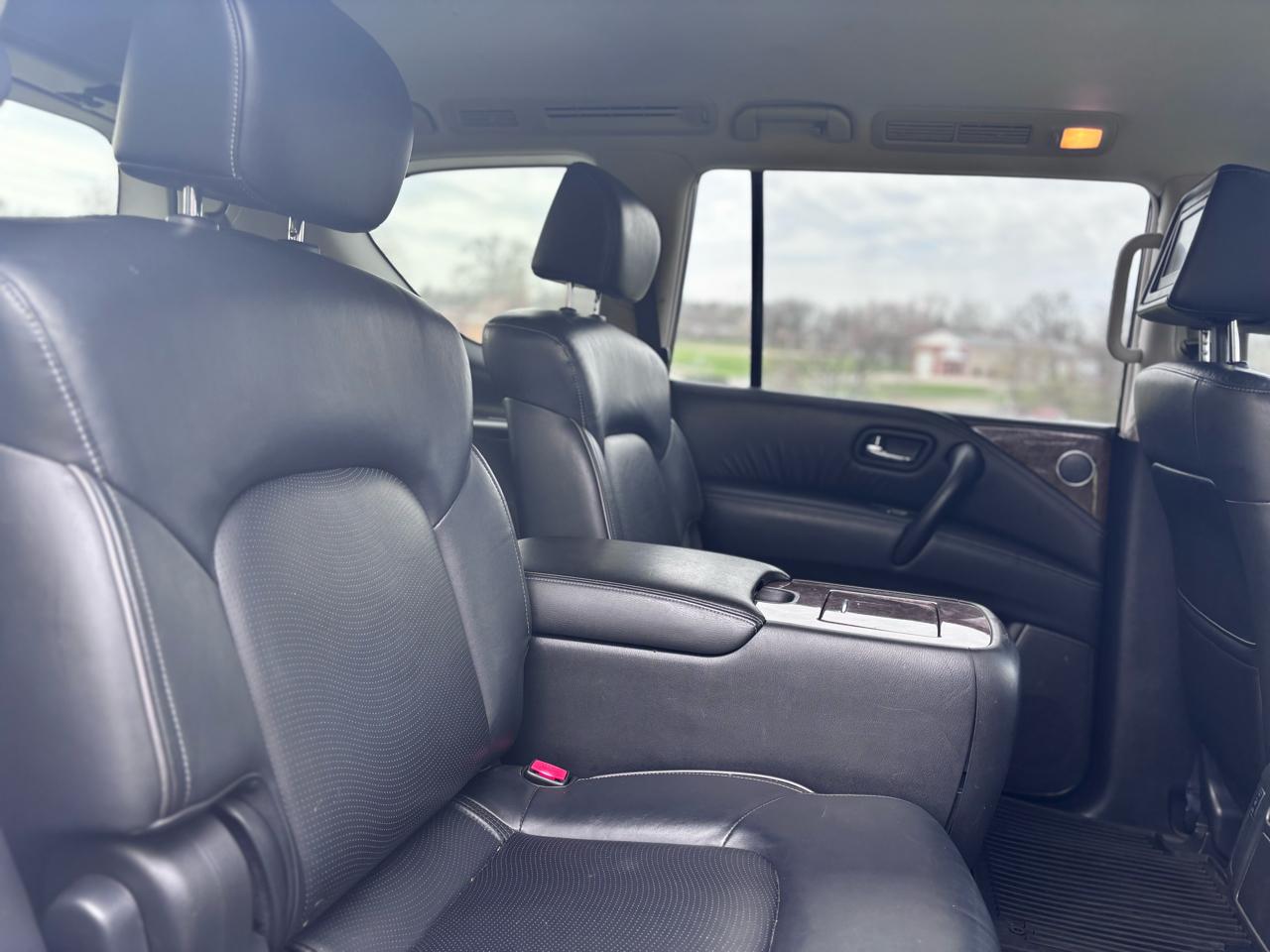 Infiniti QX80 4WD 2016