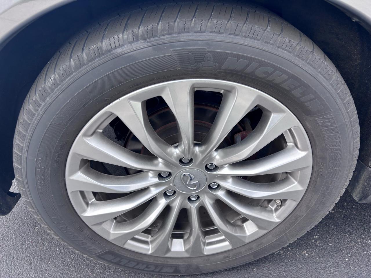 Infiniti QX80 4WD 2016