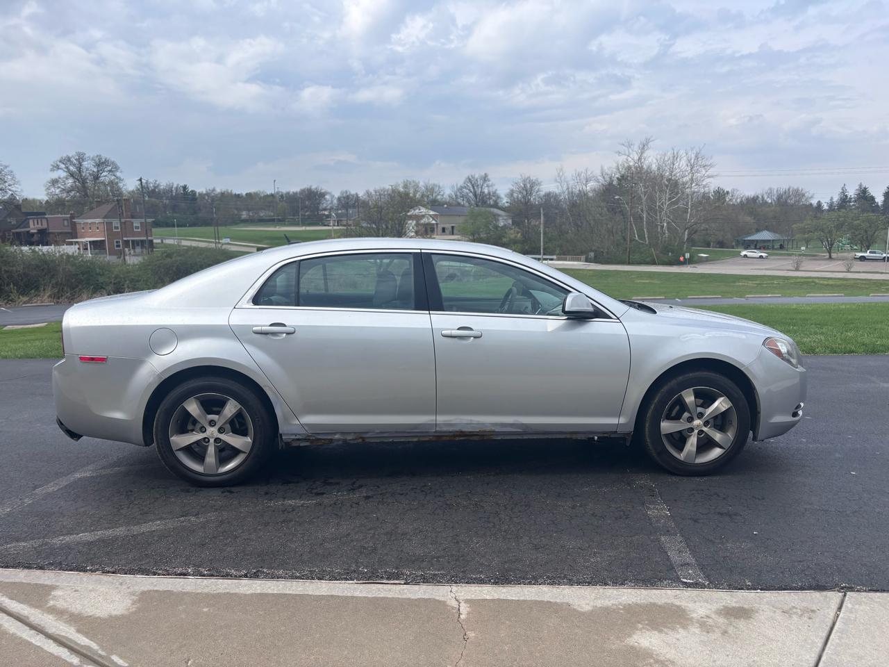 Chevrolet Malibu 1LT 2011