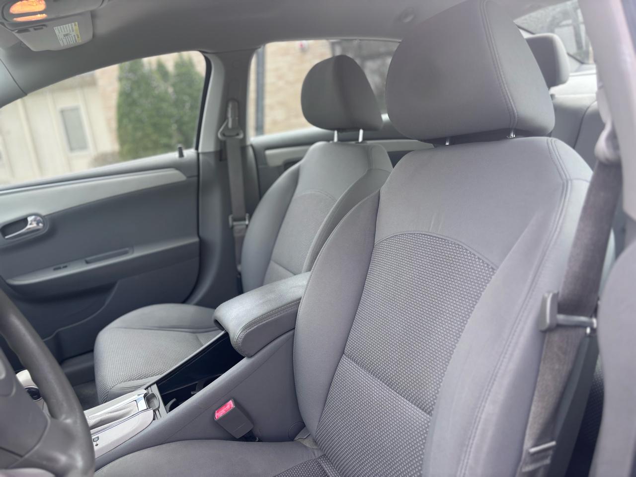 Chevrolet Malibu 1LT 2011