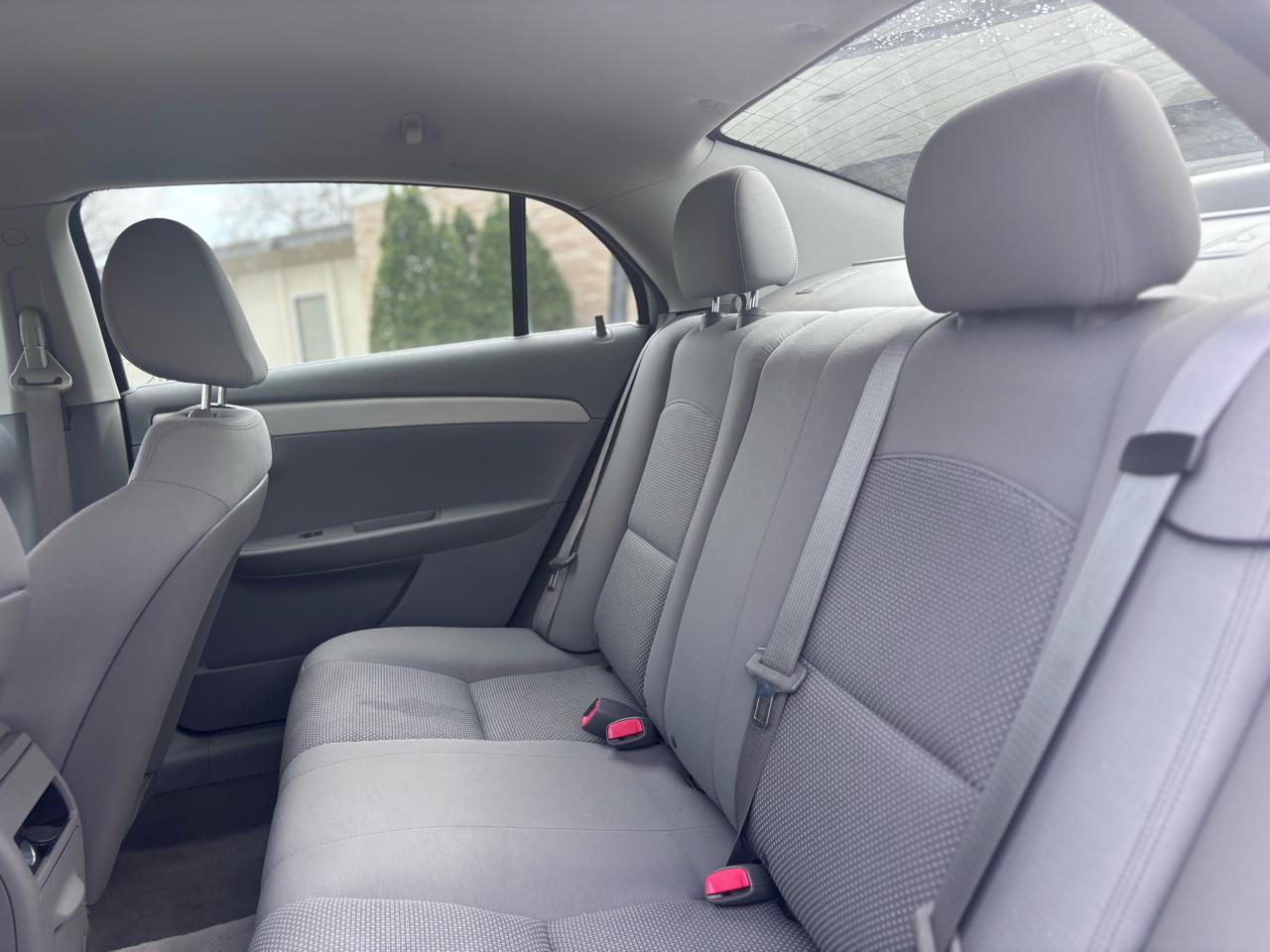 Chevrolet Malibu 1LT 2011