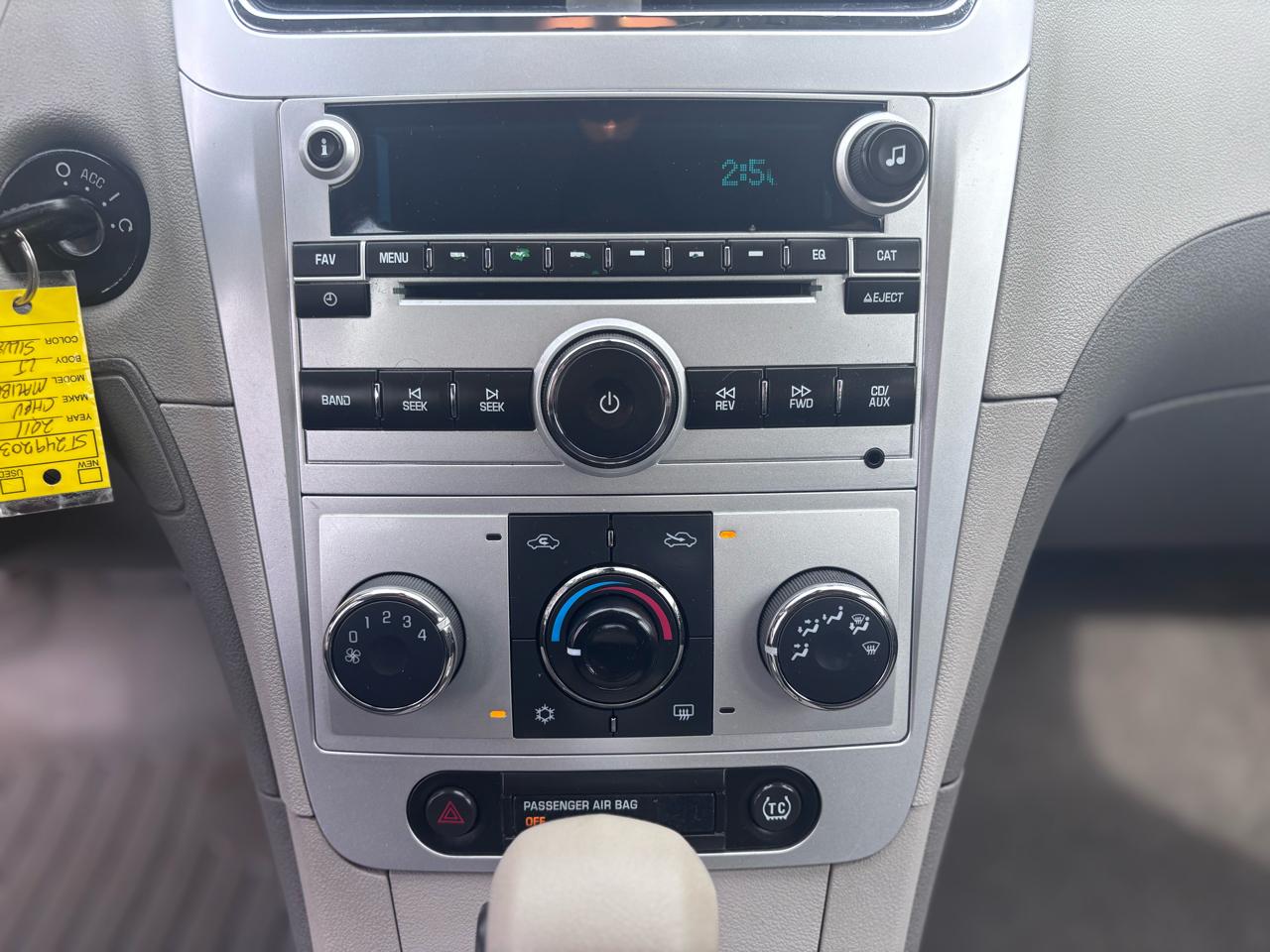 Chevrolet Malibu 1LT 2011