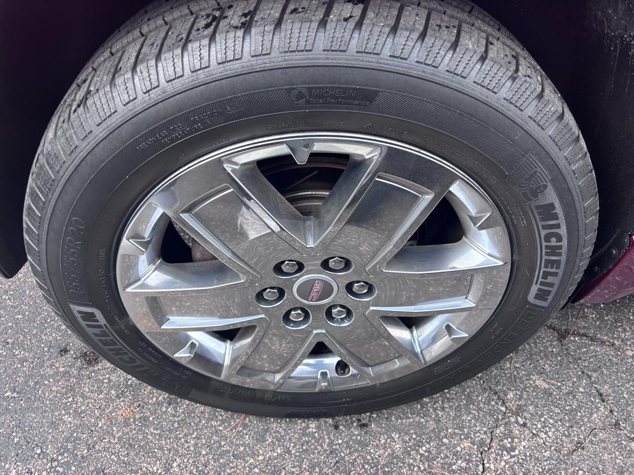 GMC Acadia Denali AWD 2015