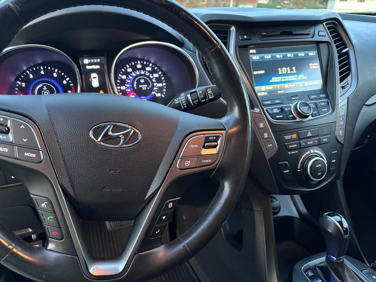 Hyundai Santa Fe Limited FWD 2015