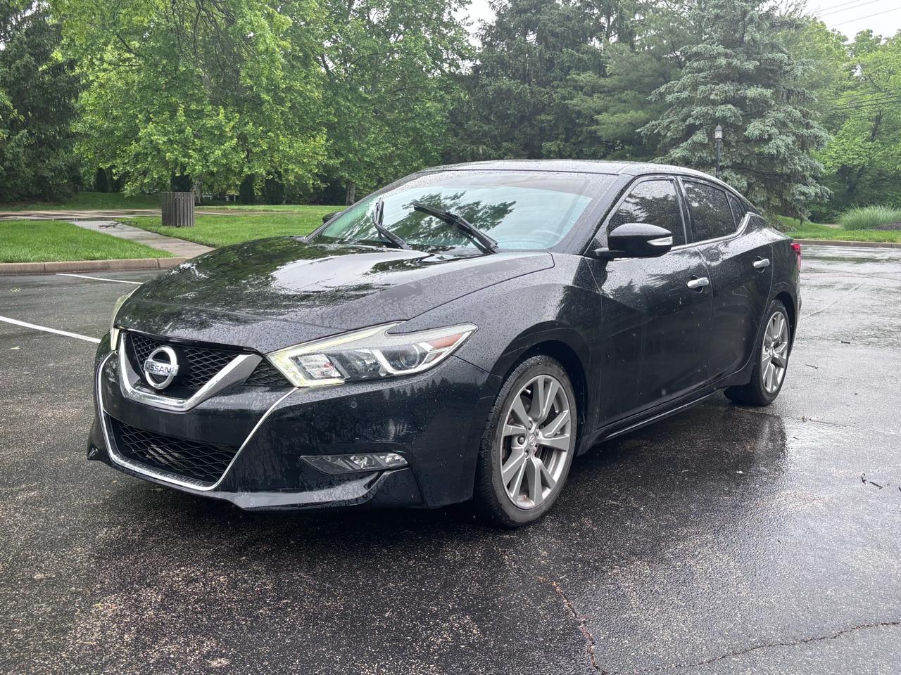 2018 Nissan Maxima SV's photo