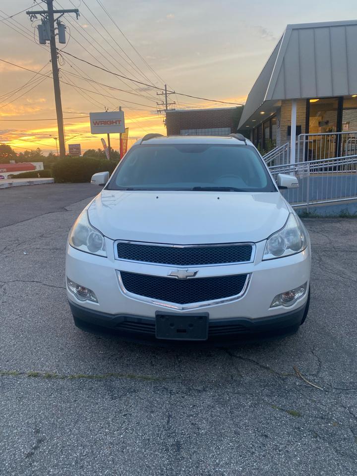 Chevrolet Traverse 2LT AWD 2011