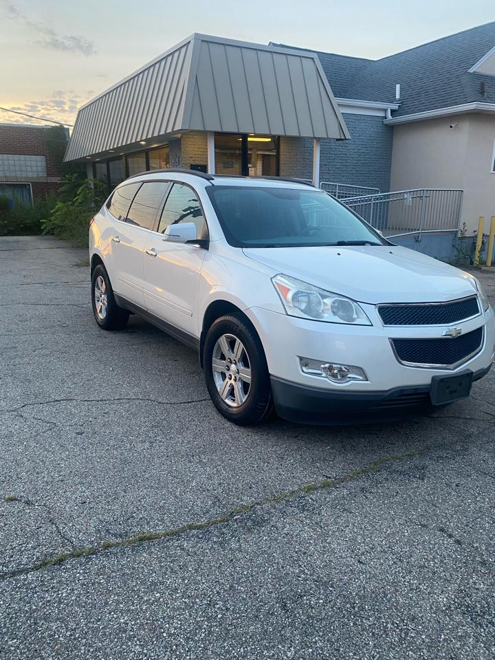 Chevrolet Traverse 2LT AWD 2011