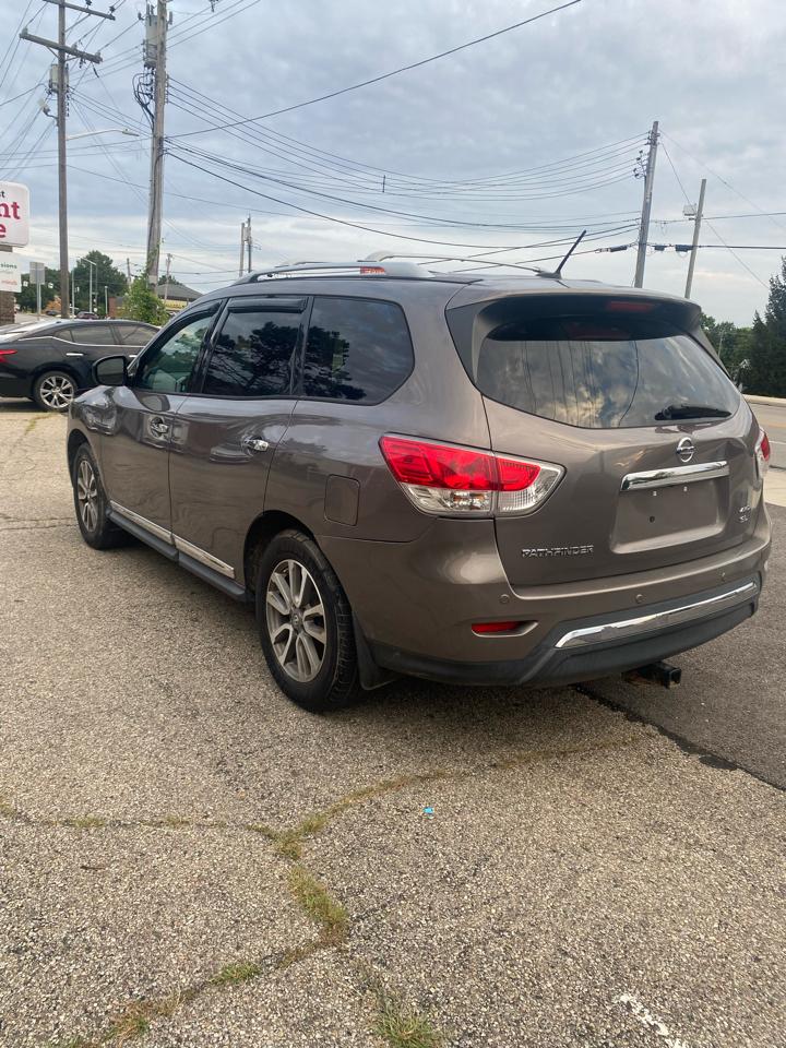 Nissan Pathfinder SL 4WD 2013