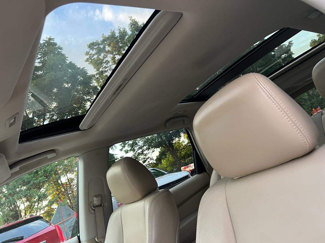 Nissan Pathfinder SV 4WD 2013