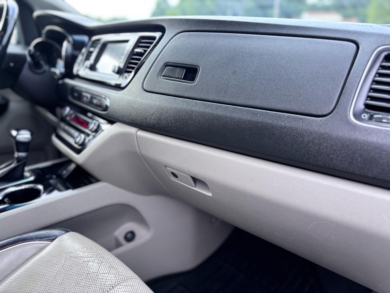 Kia Sedona EX 2019