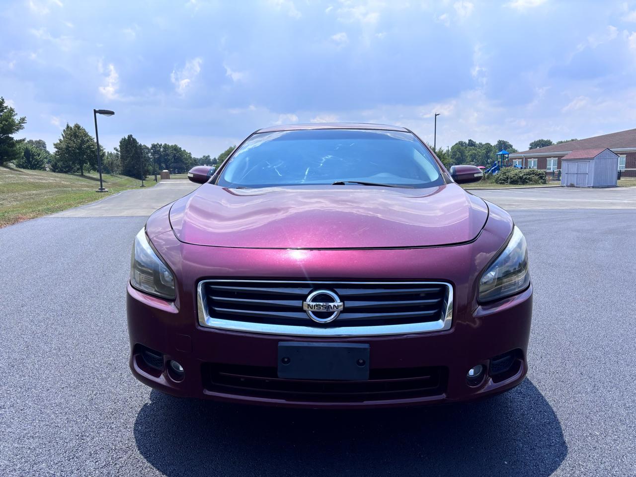 Nissan Maxima SV 2013