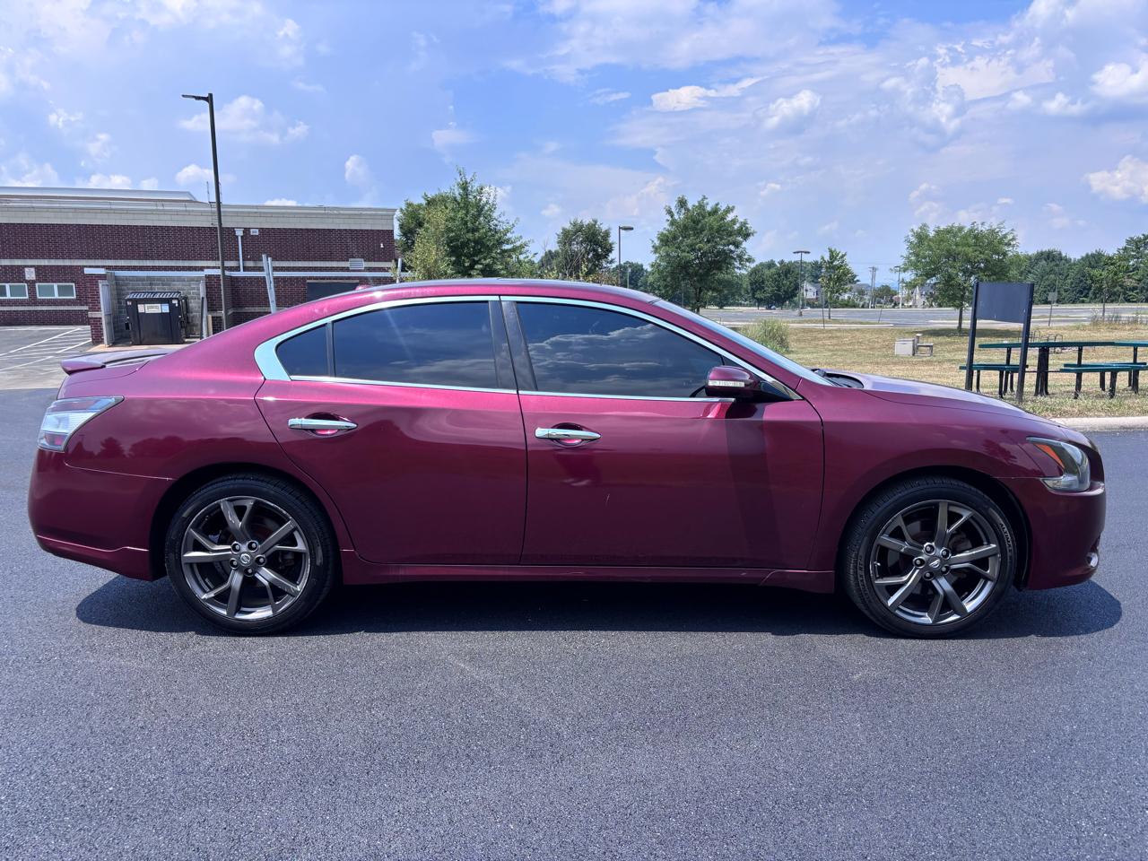 Nissan Maxima SV 2013