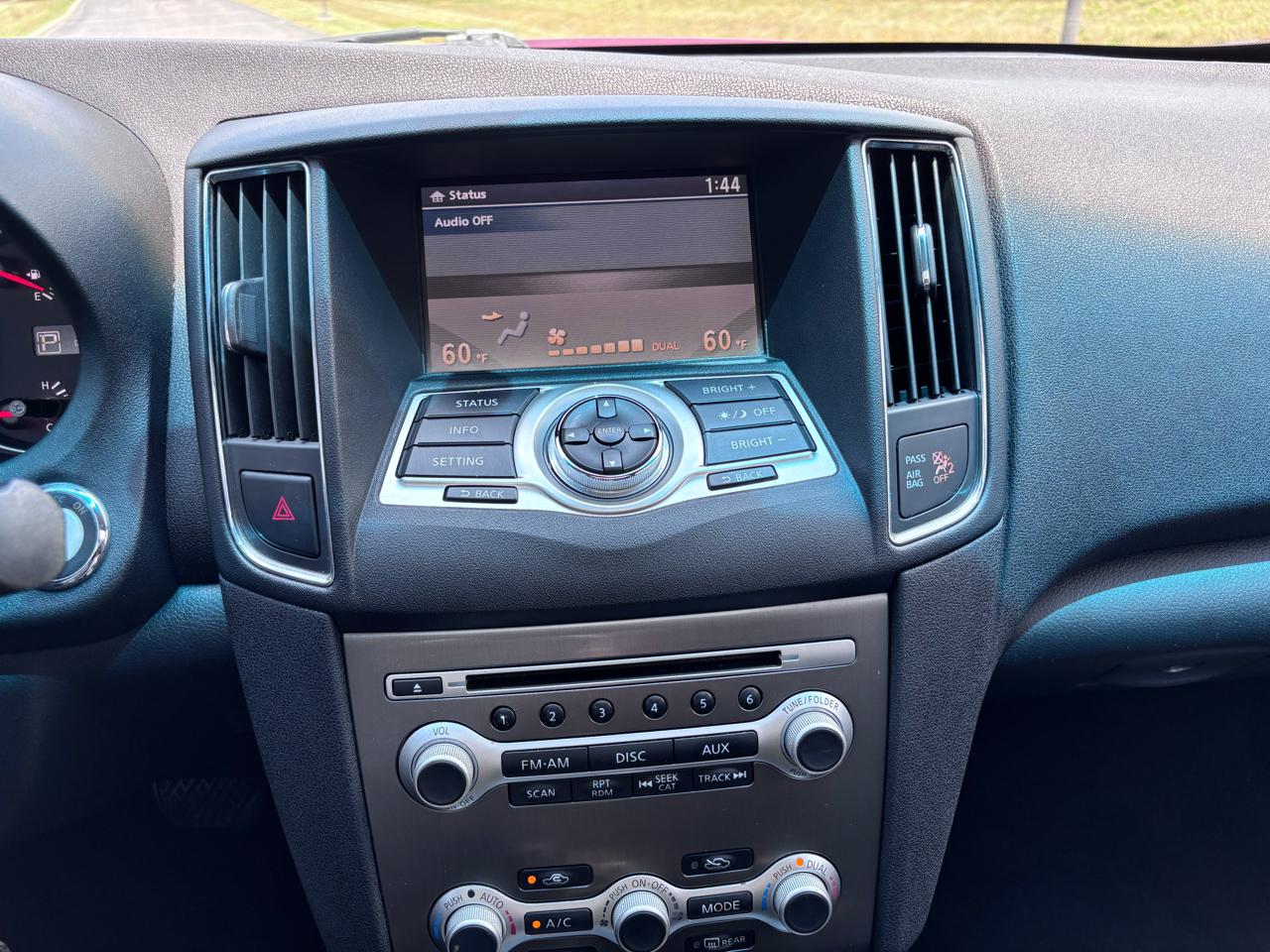 Nissan Maxima SV 2013