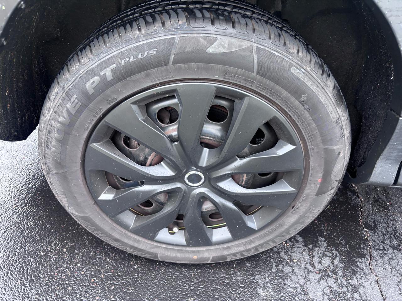 Ford Escape S FWD 2013