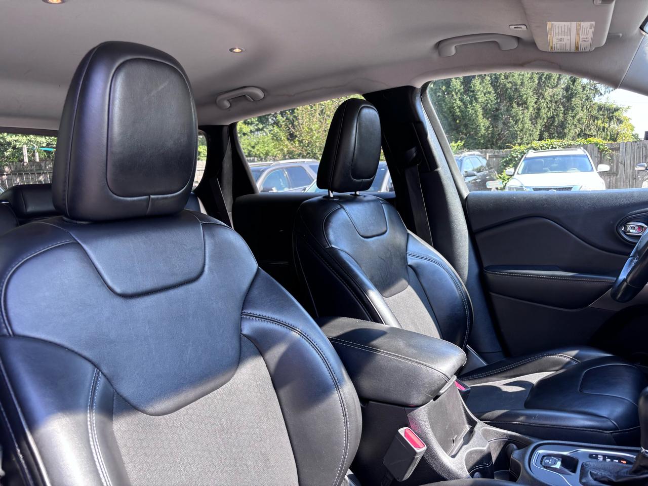 Jeep Cherokee Latitude Plus 4WD 2019