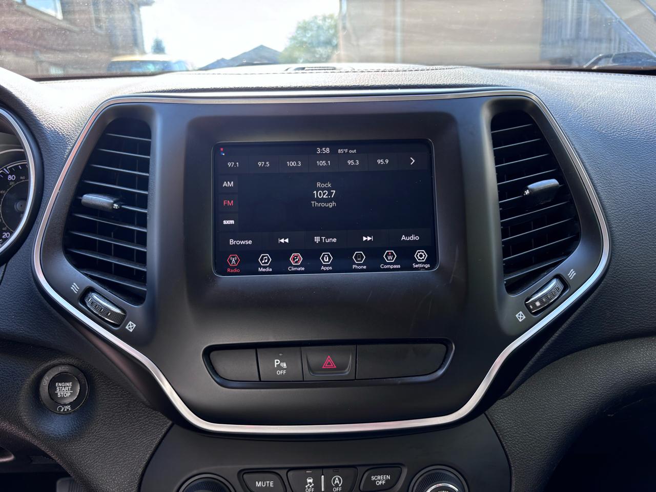Jeep Cherokee Latitude Plus 4WD 2019