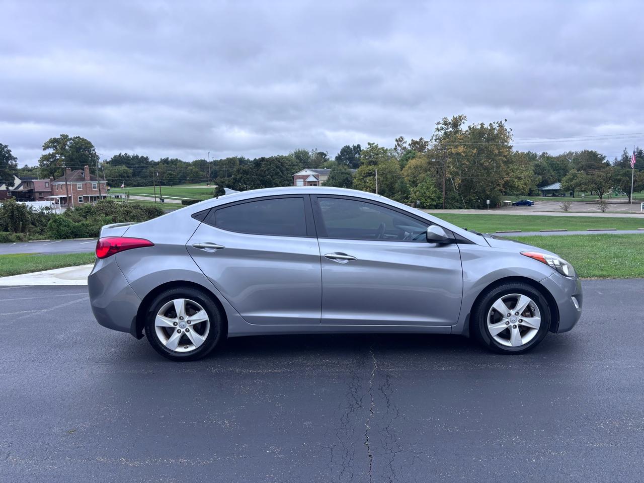 Hyundai Elantra Limited 2013